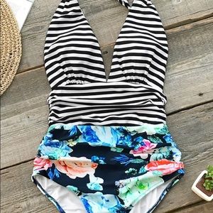 CUPshe 1 piece halter black/white stripe floral